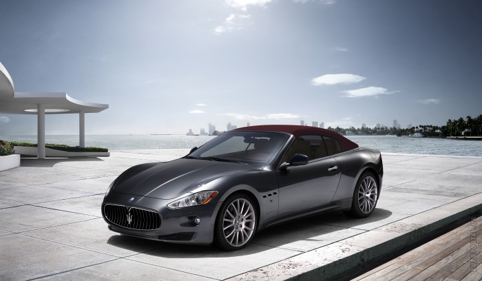 Maserati GranCabrio – фотография 1